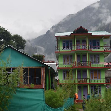 Shiva Moon Hotel Tosh Luaran gambar