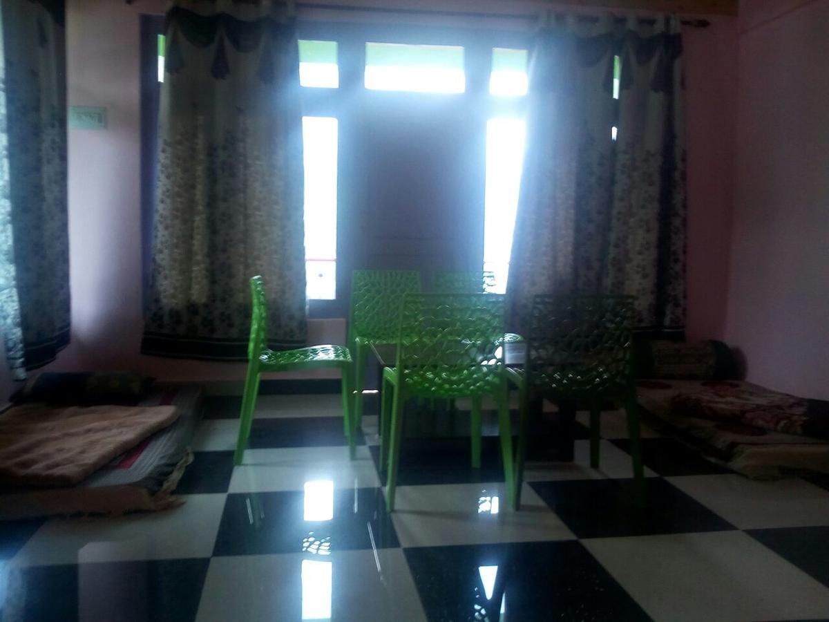 Shiva Moon Hotel Tosh Luaran gambar